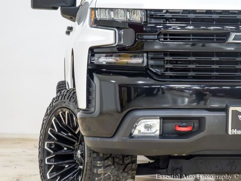 Used 2019 Chevrolet Silverado 1500 LT Trail Boss AWD/4WD image 6