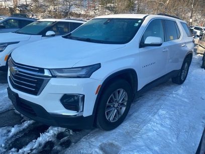 Used 2023 Chevrolet Traverse LT