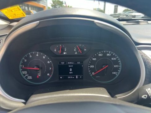 Used 2024 Chevrolet Malibu RS FWD image 9