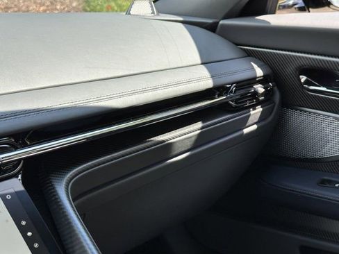 Used 2024 Aston Martin DB12 Coupe image 28