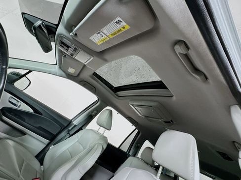 Used 2019 Honda Pilot Touring image 15