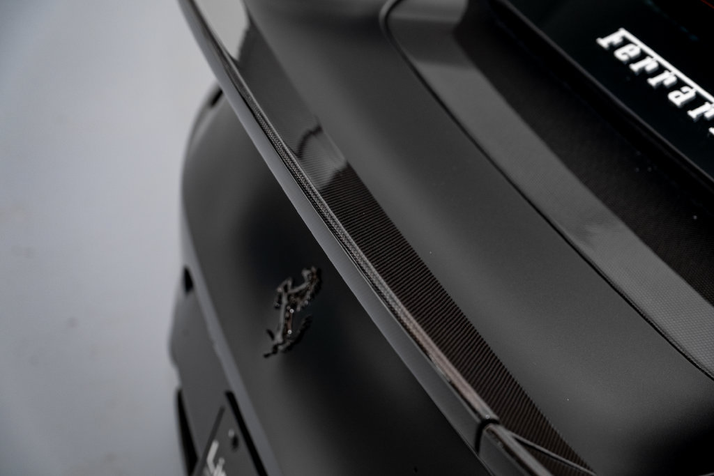 Used 2018 Ferrari 812 Superfast RWD image 26