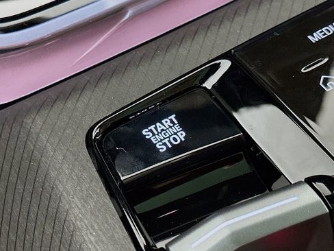 New 2026 BMW X3 xDrive30 w/ Premium Package image 18