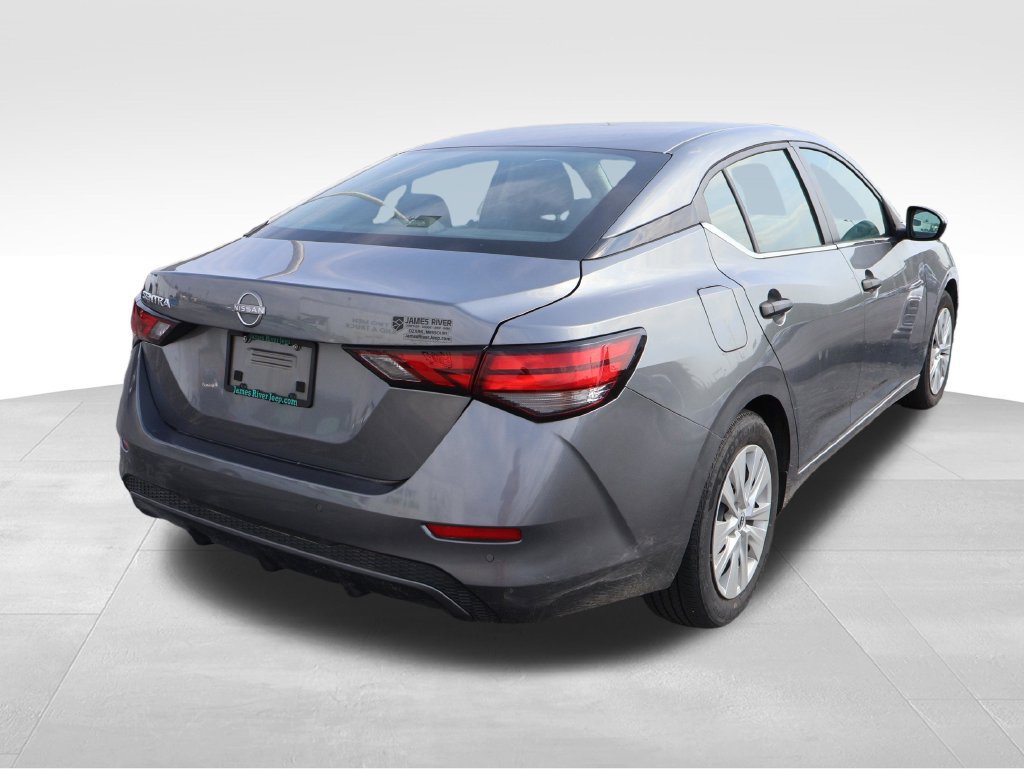 Used 2024 Nissan Sentra S FWD image 11