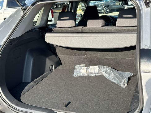 Used 2025 Toyota RAV4 XLE image 18