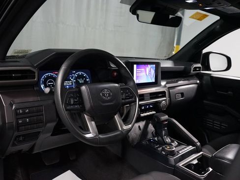 Certified 2026 Toyota Tacoma TRD Off-Road AWD/4WD image 12