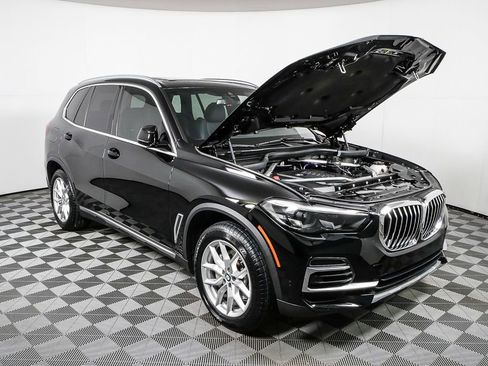 Used 2023 BMW X5 xDrive40i w/ Premium Package AWD/4WD image 34