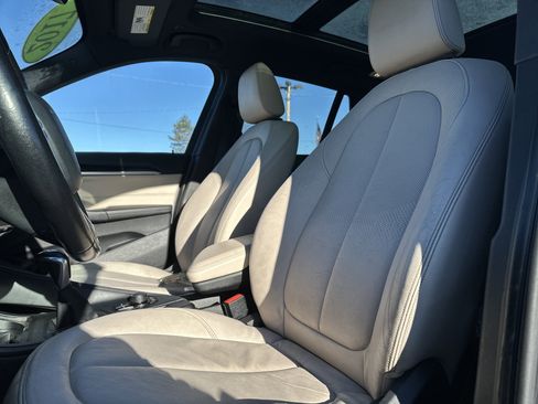 Used 2017 BMW X1 xDrive28i image 26