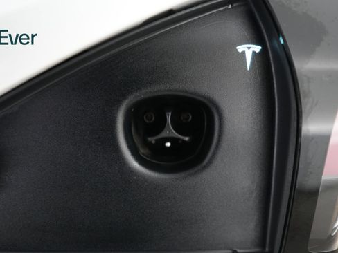 Used 2025 Tesla Model S Plaid AWD/4WD image 10