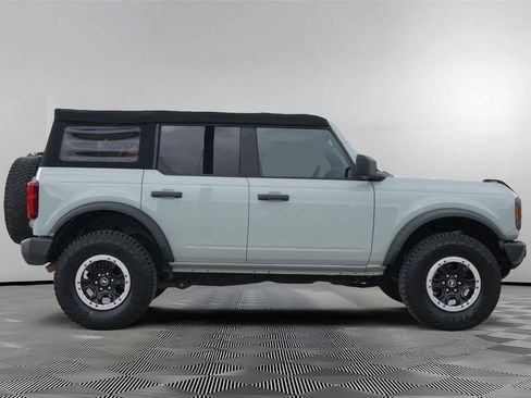 Used 2021 Ford Bronco Big Bend w/ Sasquatch Package AWD/4WD image 4