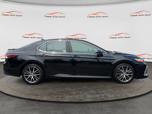 Used 2021 Toyota Camry XLE w/ Navigation Package AWD/4WD image 6