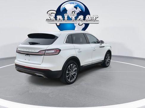 Used 2023 Lincoln Nautilus Reserve image 9