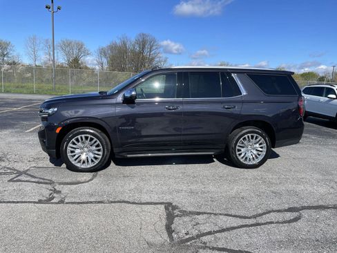 Used 2023 Chevrolet Tahoe Premier AWD/4WD image 4