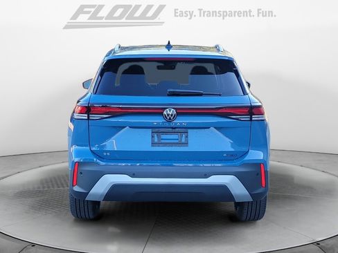 New 2026 Volkswagen Tiguan SE image 6