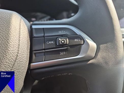 Used 2023 Jeep Compass Latitude AWD/4WD image 19