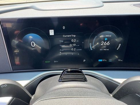 New 2026 Hyundai Ioniq 9 SE AWD/4WD image 22