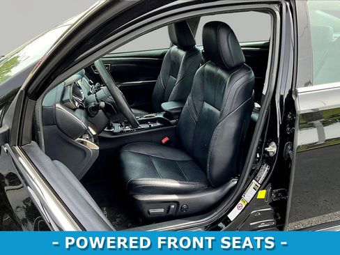 Used 2014 Toyota Avalon XLE Touring FWD image 21