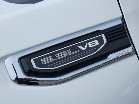 Used 2024 GMC Sierra 1500 SLT image 6