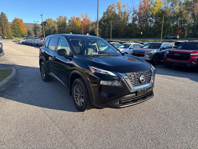 Used 2021 Nissan Rogue S AWD/4WD image 10