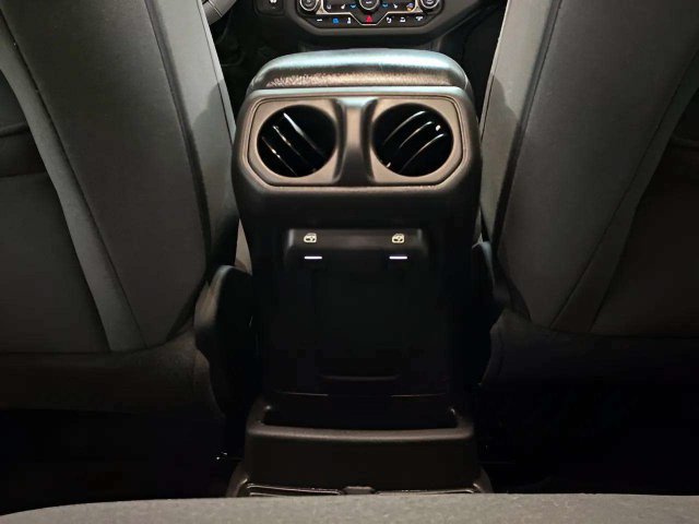 Used 2024 Jeep Wrangler Unlimited w/ Convenience Group AWD/4WD image 68
