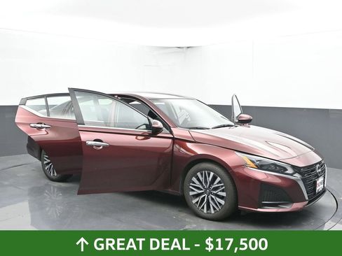 Used 2023 Nissan Altima 2.5 SV image 53