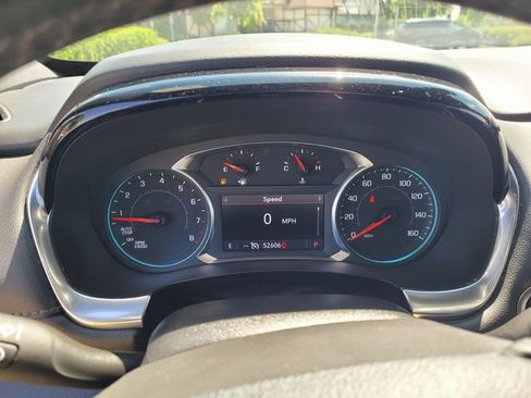 Used 2023 Chevrolet Traverse LT AWD/4WD image 24