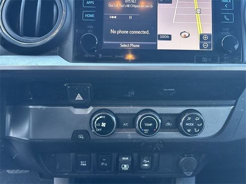 Used 2018 Toyota Tacoma SR5 image 16