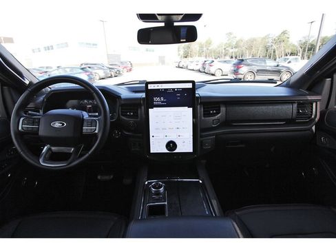 Certified 2023 Ford Expedition Limited RWD image 13