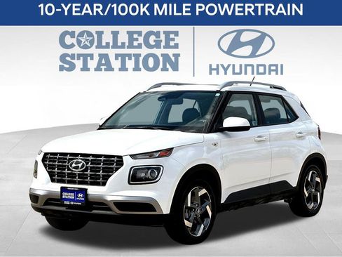 Used 2025 Hyundai Venue SEL image 6