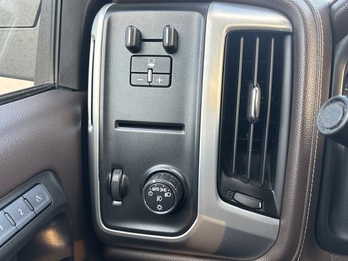 Used 2017 GMC Sierra 1500 SLT w/ SLT Premium Package RWD image 18
