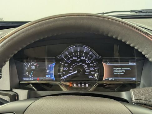 Used 2014 Lincoln MKS w/ Equipment Group 101A FWD image 17