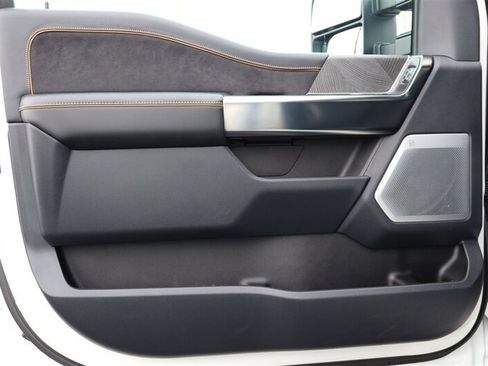 Used 2024 Ford F350 Platinum w/ FX4 Off-Road Package image 13