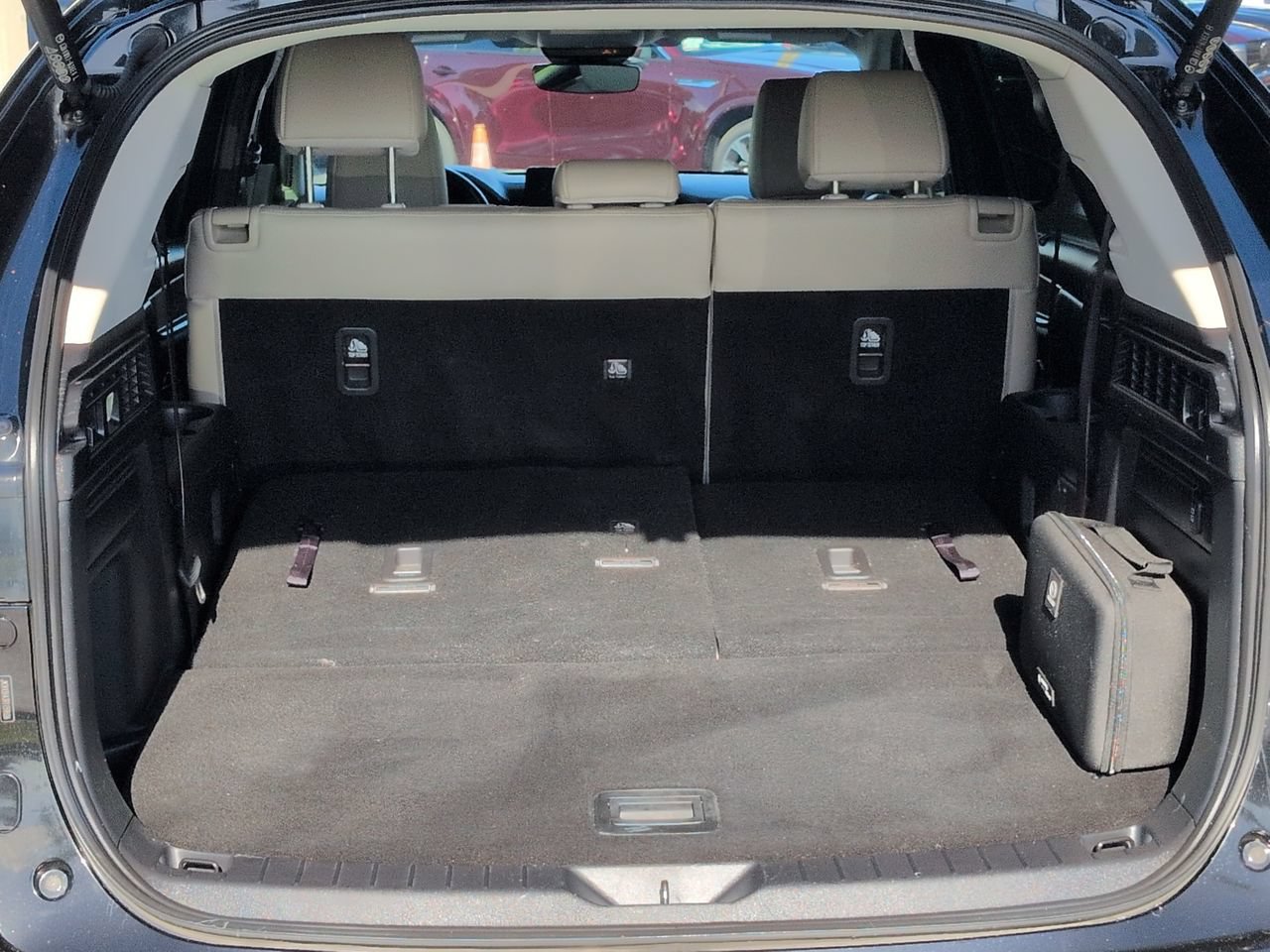 Used 2024 MAZDA CX-90 Plug-In Hybrid w/ Preferred AWD/4WD image 12