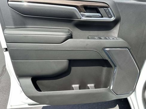 Certified 2024 Chevrolet Silverado 1500 LT AWD/4WD image 18
