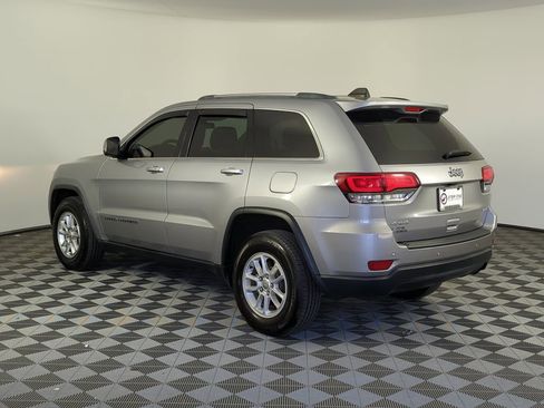 Used 2020 Jeep Grand Cherokee Laredo image 7