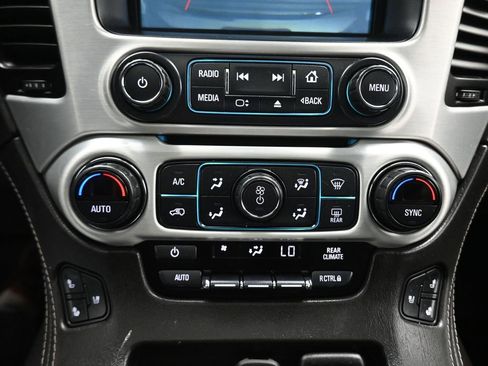 Used 2020 GMC Yukon XL SLT image 20