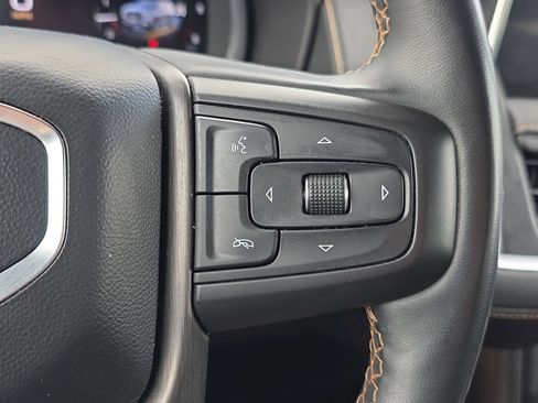 Used 2023 GMC Yukon XL AT4 w/ AT4 Premium Package AWD/4WD image 23