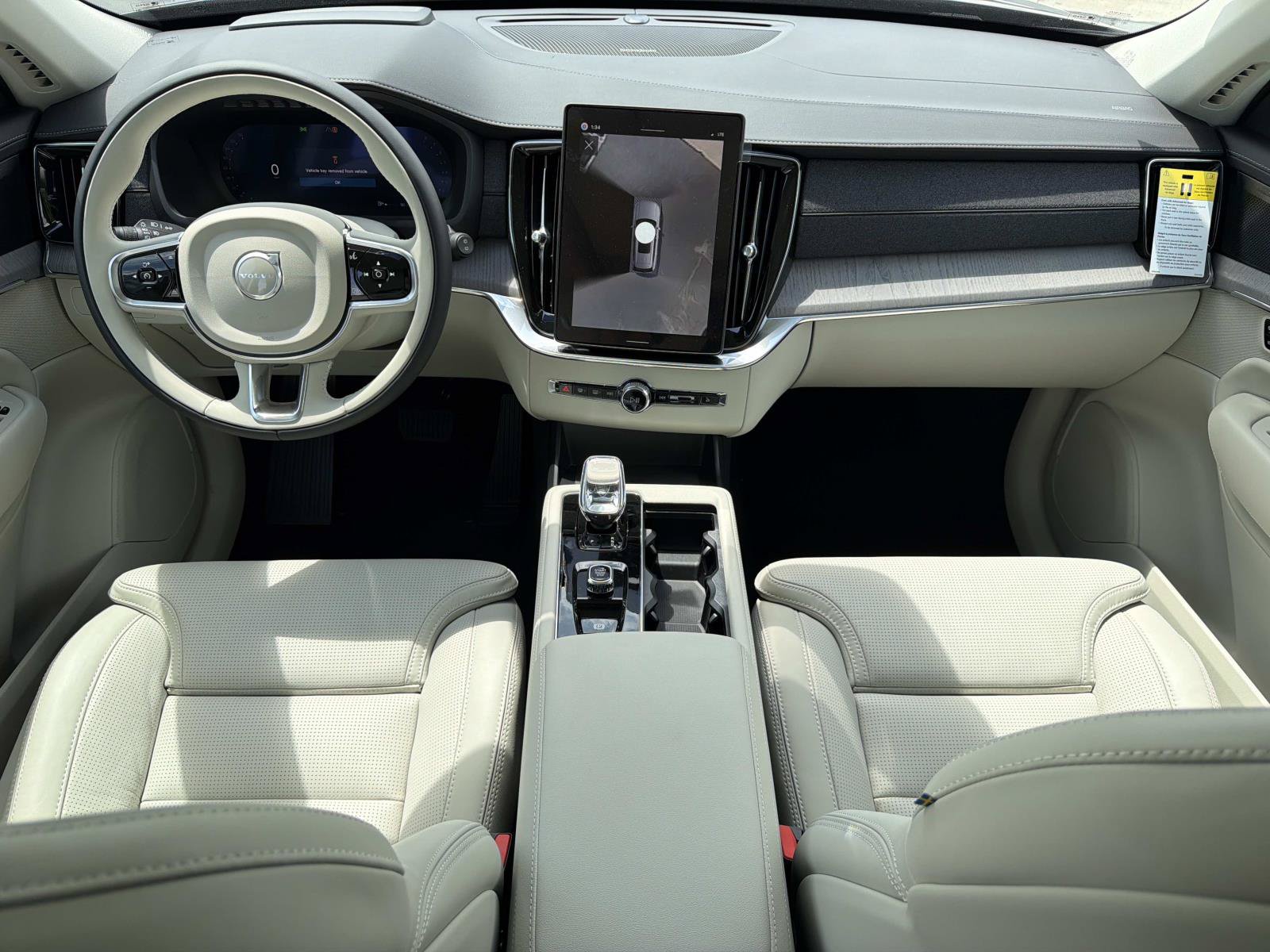 New 2027 Volvo XC90 B6 Ultra AWD/4WD image 7