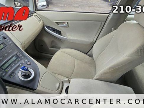 Used 2010 Toyota Prius Five image 36