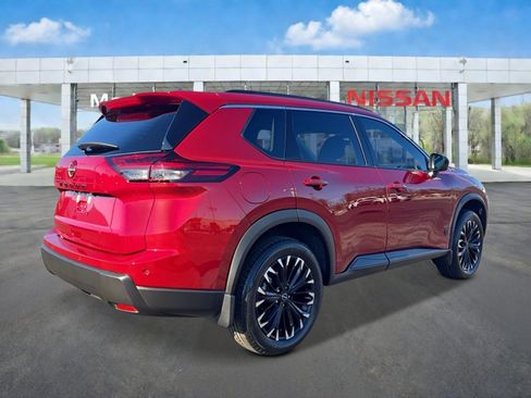 New 2026 Nissan Rogue Dark Armor FWD image 5