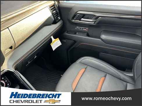 Certified 2023 GMC Sierra 1500 AT4 w/ AT4 Premium Package image 38