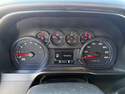 Used 2019 Chevrolet Silverado 1500 Custom w/ Custom Convenience Package image 16