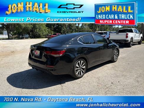 Used 2025 Nissan Sentra SV w/ SV Premium Package FWD image 13