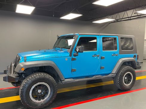 Used 2008 Jeep Wrangler Unlimited X image 2