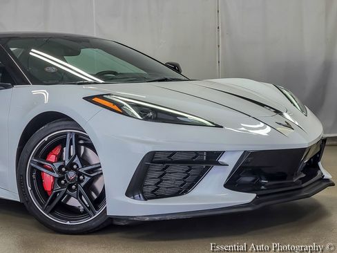 Used 2021 Chevrolet Corvette Stingray Preferred Conv w/ Z51 Performance Package RWD image 4