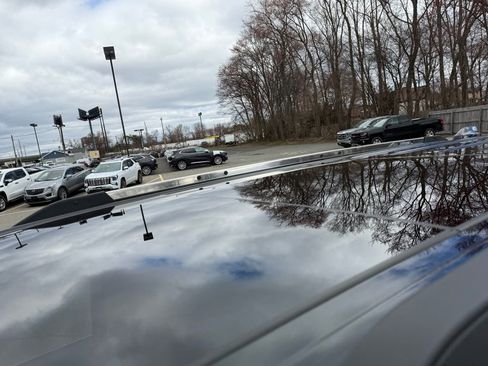 Used 2025 Ford Expedition Max Platinum image 9