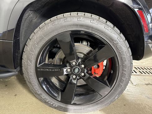 Used 2022 Land Rover Defender 90 X AWD/4WD image 5