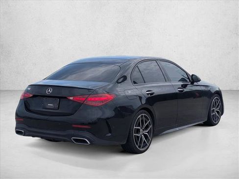 Used 2022 Mercedes-Benz C 300 Sedan image 5