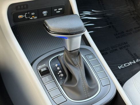 New 2026 Hyundai Kona SE image 19