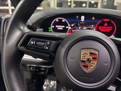 Used 2024 Porsche Cayenne S image 18